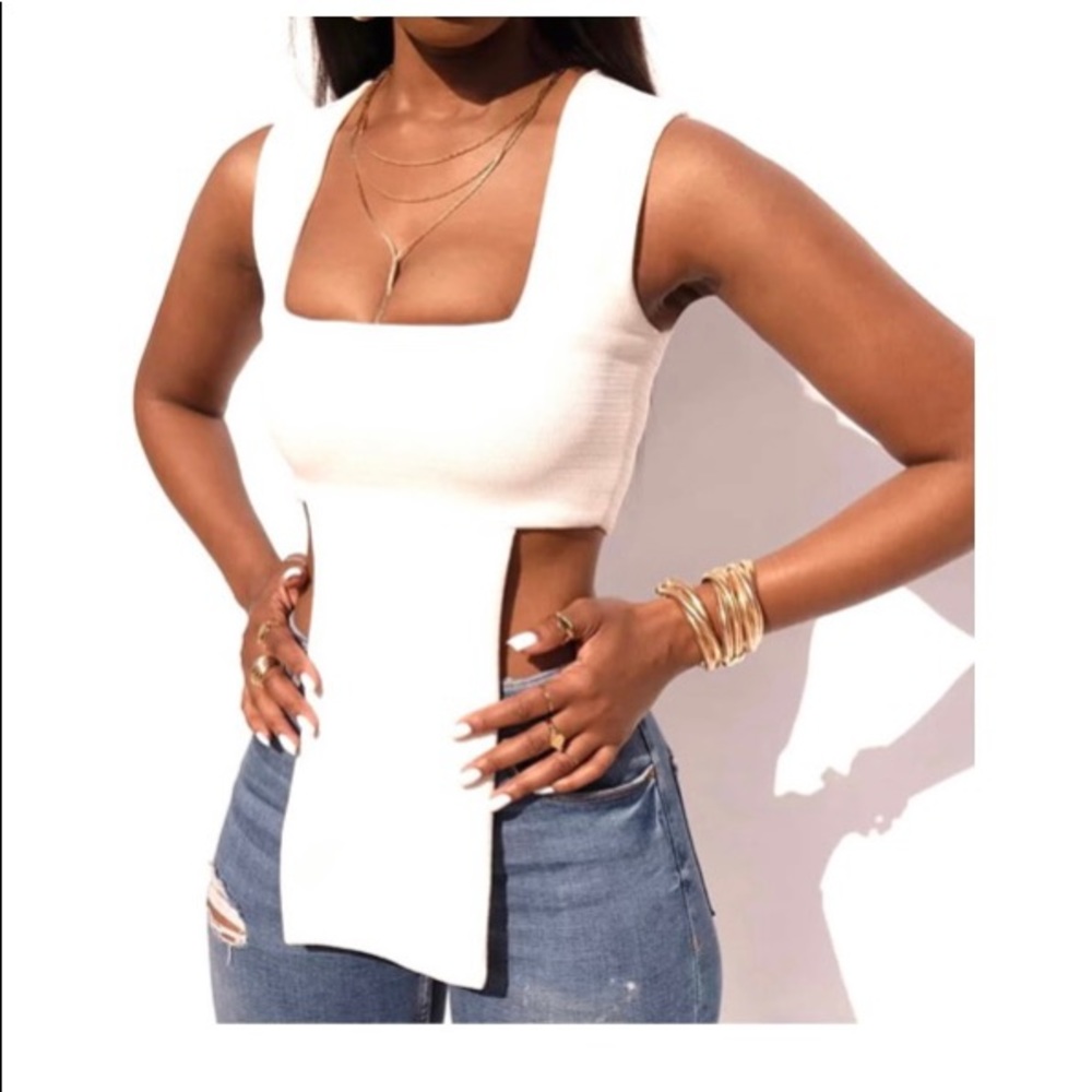 Who don’t like different, crop top